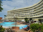 Sicht auf das Aparthotel Hovima Santa María