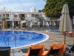Blick über die beiden Pools