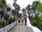 Strandpromenade vor dem Hotel