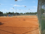 Acht Sandplätze