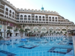 Schwimmbecken