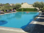Weiteres Becken