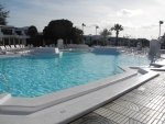 Zweiter Poolbereich zwischen den Apartments