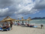 Der Strand vorm Hotel