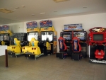 Raum mit elektrischen Spielgeräten