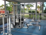 Fitnessraum mit Gartenblick