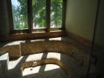 Handgemachte Whirlpools in den Emerald Suites