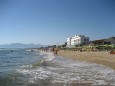 Sperlonga hat einen kilometerlangen, weiten Sandstrand