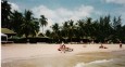 Lamai Beach - Strand mit kleinen offen Hütten für ein Picknick