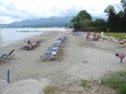 Strand östlich vom Hotel Robolla Beach