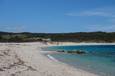 Felsen am Strand und im Meer