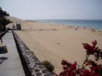 Blick von der Uferpromenade bei Jandia von der Kanareninsel Fuerteventura