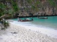 Zurück von der Inseltour auf Koh Phi Phi mit einem der Longtail Boote