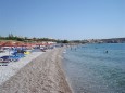 Kolymbia schöner Kieselstrand mit glasklarem Wasser kaum Wellengang