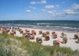 Scharbeutz - Strand mit seinen vielen typsichen Strandkörben an der Ostseeküste
