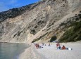 Strand mit wenig Touristen