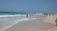 Sonnenanbeter am Strand von Corralejo