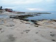 Der Strand Sliema Beach besteht  aus Kalksteinplatten